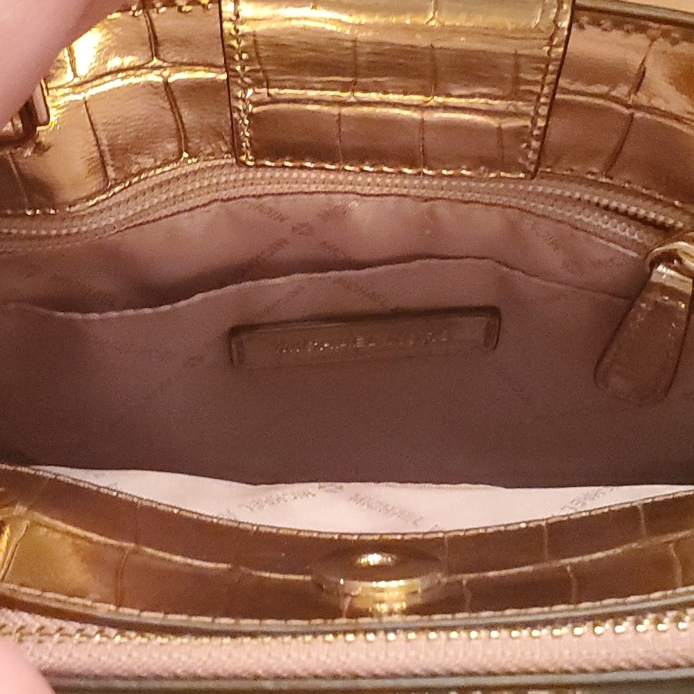 Michael Kors Gold bag - Picture 4 of 6